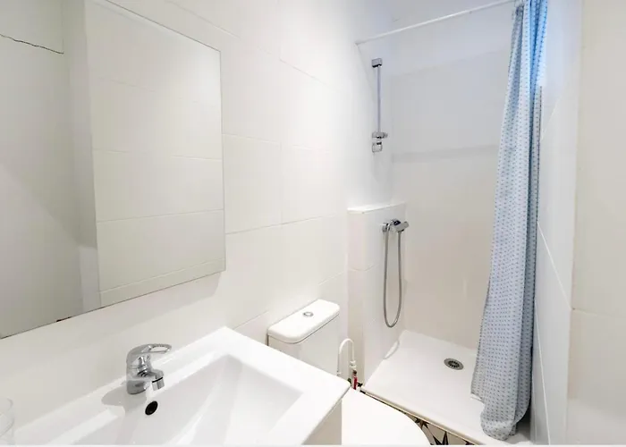 Centre Historique 5 באיון